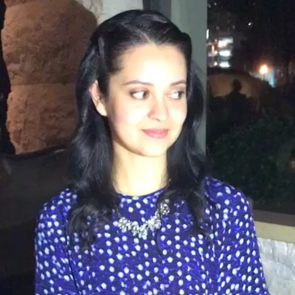 Meet your Posher, Angelica - Picture 1 of 1